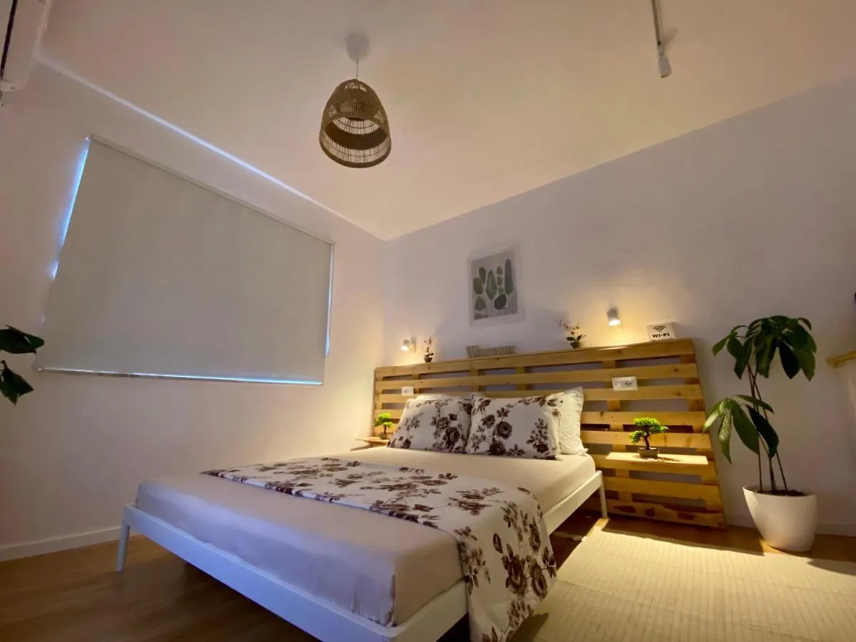 Lucas Central Oasis Studios Tirana Apartament